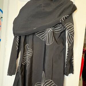 Mycra Pac Black and White Jacket